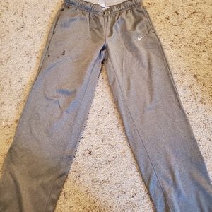 Light grey Nike sweatpants